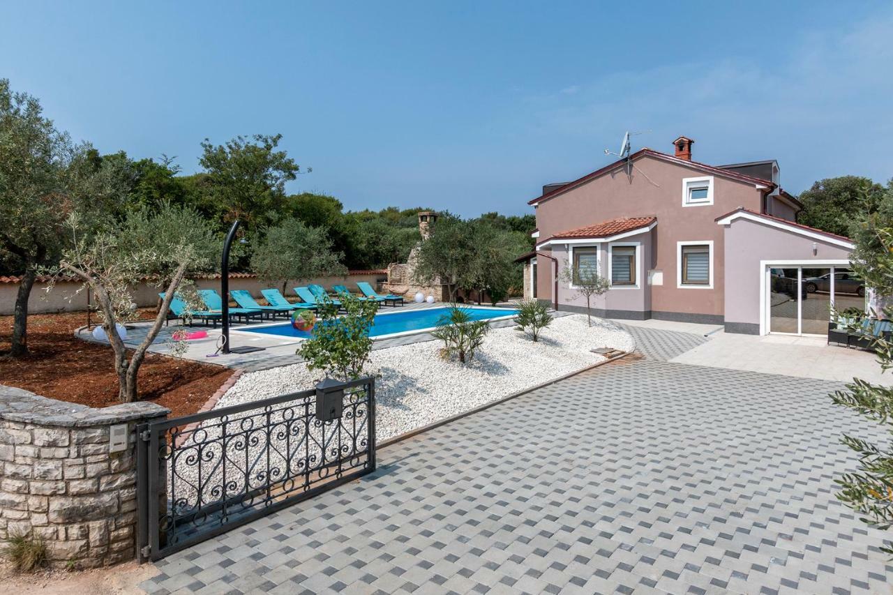 Villa Sunshine Pula Exterior foto